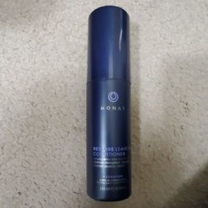 Monat leave in conditioner